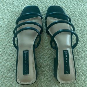 Black Steve Madden sandals
